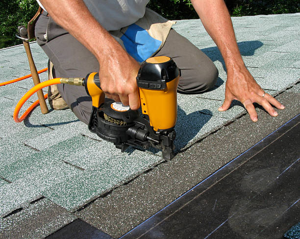 Best Shingle Roofing Installation  in Oskaloosa, KS